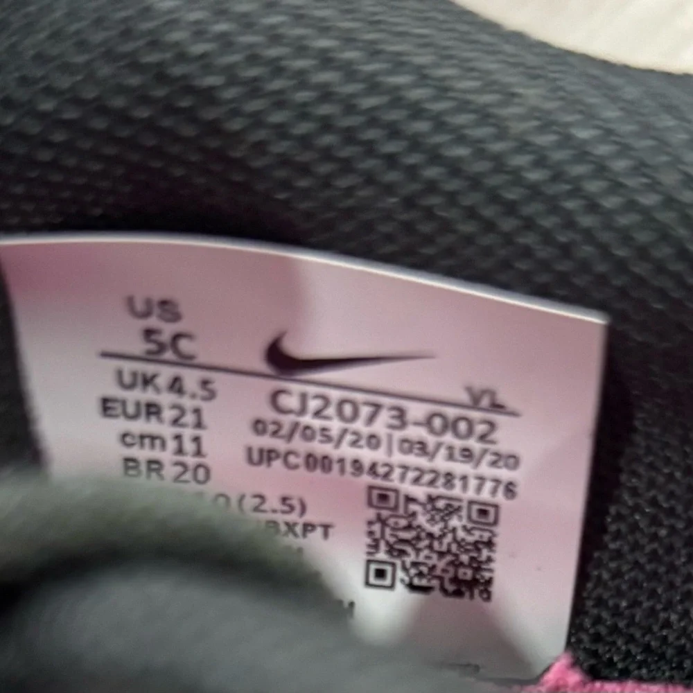 Nike Flex Toddler Sneakers Black Pink Size 5C Velcro Running Shoes - Picture 7 of 7